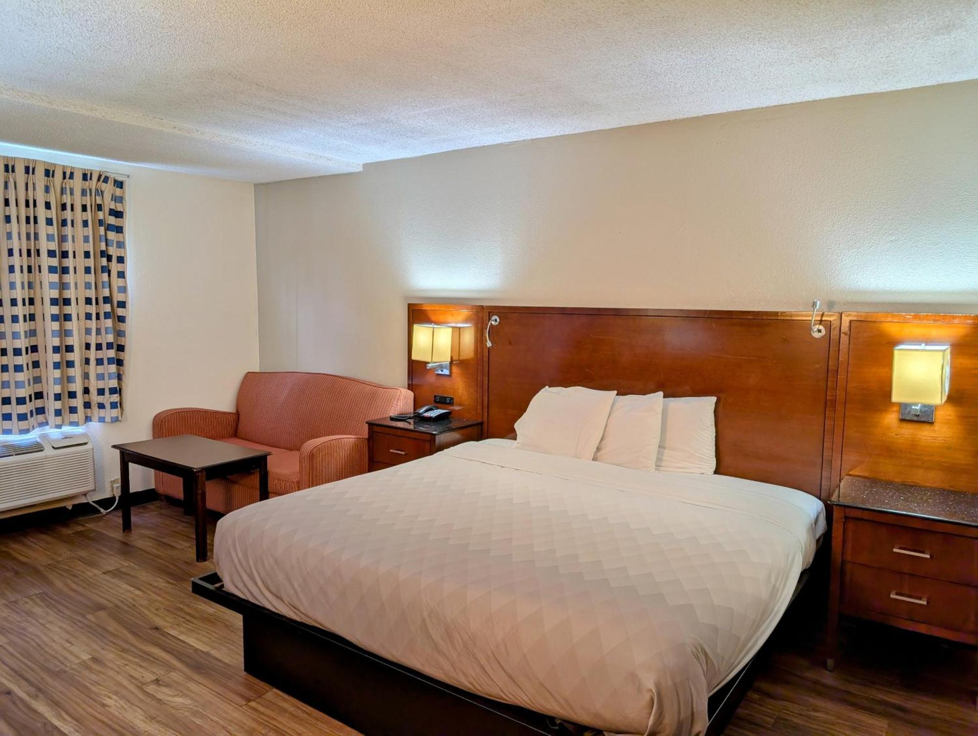 Travelodge By Wyndham Forsyth Dış mekan fotoğraf